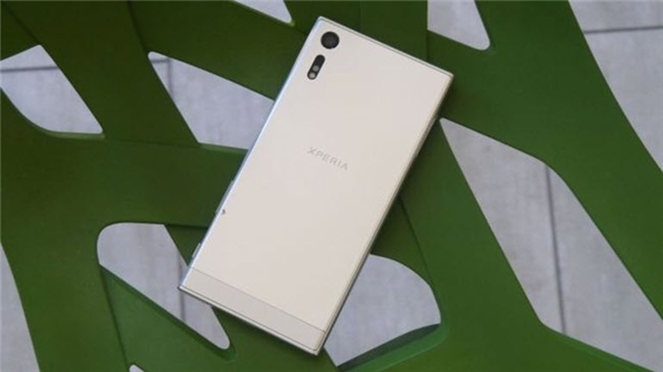 Sony Xperia Xz'yi Denedik!