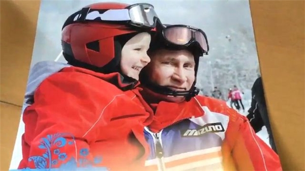 2017 Putin Takvimleri Piyasada
