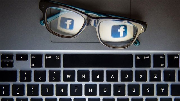 Times: Facebook Çocuk Pornosu Yayınlıyor