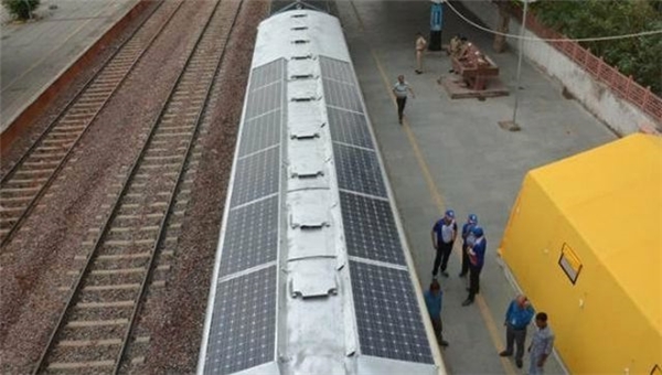 Güneş Enerjili Tren Hizmete Girdi!