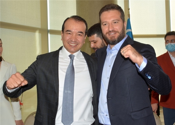 Kahraman Harezmşah'ı dünyaya tanıtacağız