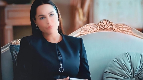 Hülya Avşar'a özel filtre