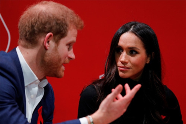 Harry'den ailesine: Karım Meghan'dan özür dileyin