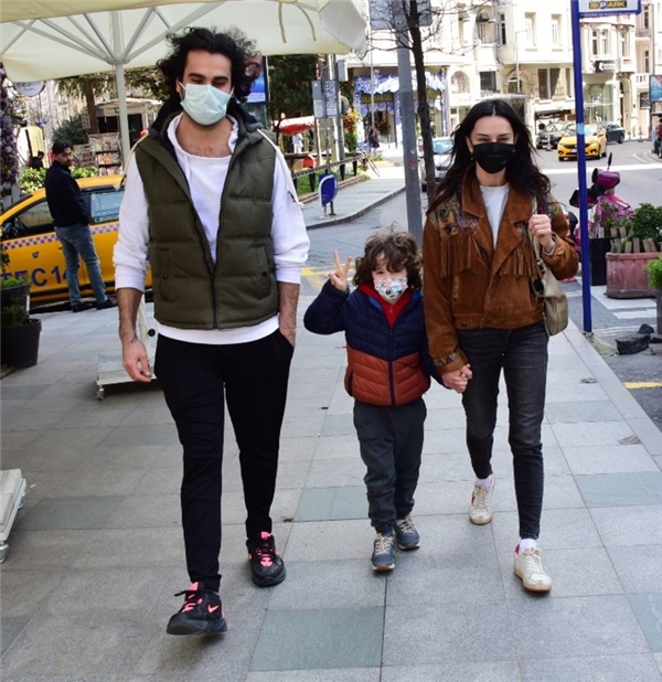 <a class='keyword-sd' href='/hande-ataizi/' title='Hande Ataizi'>Hande Ataizi</a>: Senaryodaki duyguyu yansıtmaya çalışıyoruz