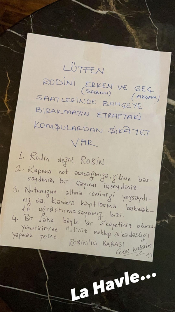 Celil Nalçakan'dan komşusuna tepki: Kapıya bırakacağınıza zile bassaydınız!