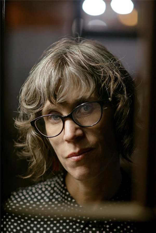 Nona Fernandez'den bir neslin hikayesi