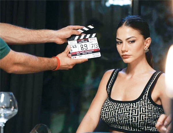 'Aşk Taktikleri' filminden kareler yayınlandı