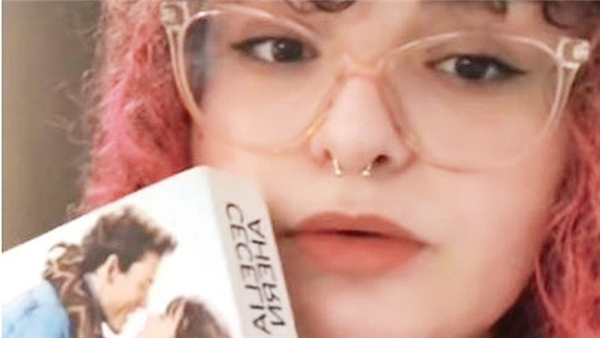 Kitap kurtları TikTok'u ele geçirdi