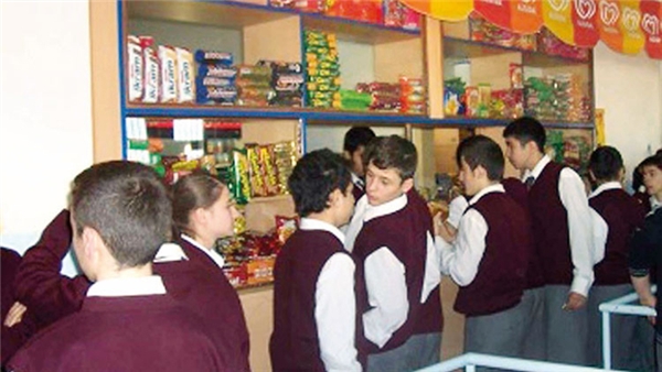 'Obez ve sağlıksız nesiller istemiyorsak harekete geçmeliyiz'