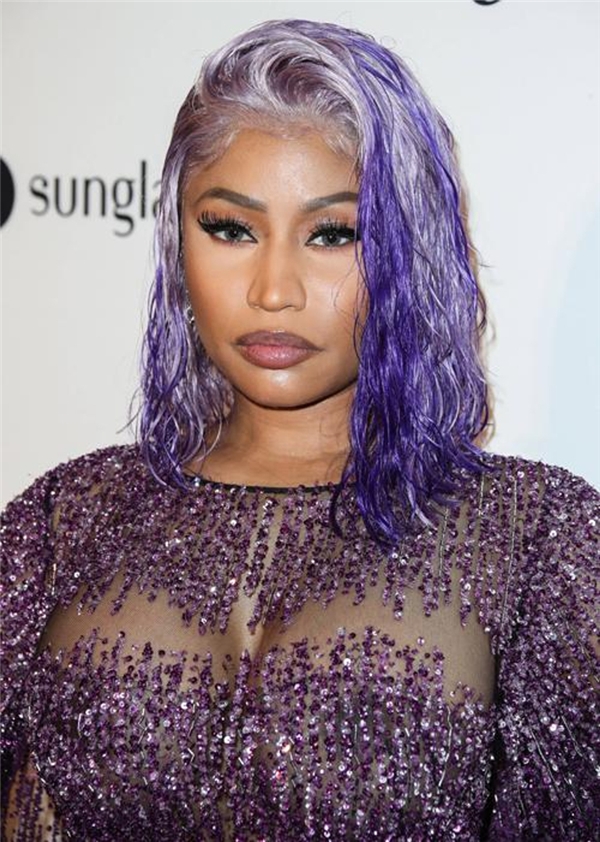 Ünlü şarkıcı Nicki Minaj'ın aşı paylaşımı olay oldu