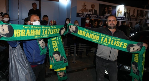 İmparator İbrahim Tatlıses'in muhteşem dönüşü!