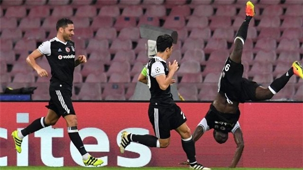 Beşiktaş'ın Napoli Galibiyeti İtalyan Basınında