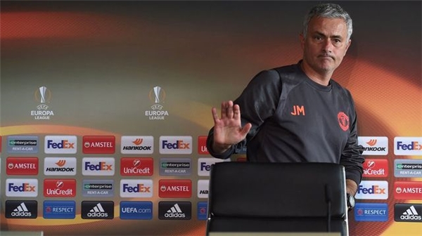 Fenerbahçe, Avrupa Ligi'nde Manchester United'a Konuk Oluyor