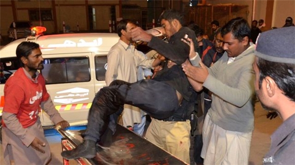 Pakistan'ta Polis Akademisine Saldırı: En Az 20 Ölü