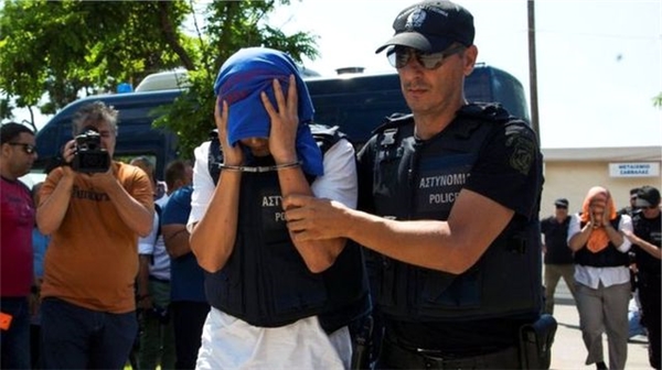 Kathimerini: 8 Ayda 236 Türk Vatandaşı Yunanistan'a Sığınma Talebinde Bulundu