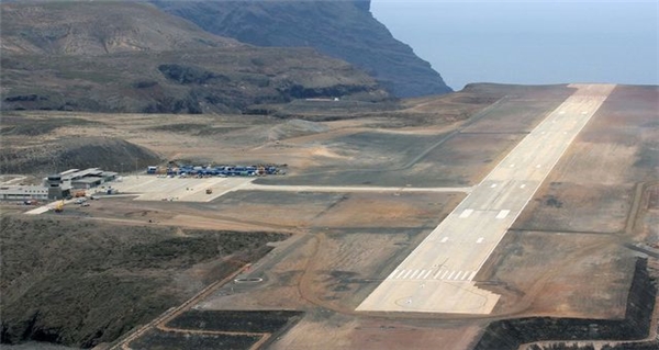 Dünyanın En Ulaşılamaz Adası St Helena'ya Uçuşlar Başladı