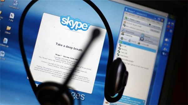 Mahkum Baba Skype Üzerinden Çocuğunun Ev Ödevine Yardım Edecek
