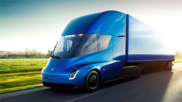 Musk, İlk Elektrikli TIR'ı Tanıttı