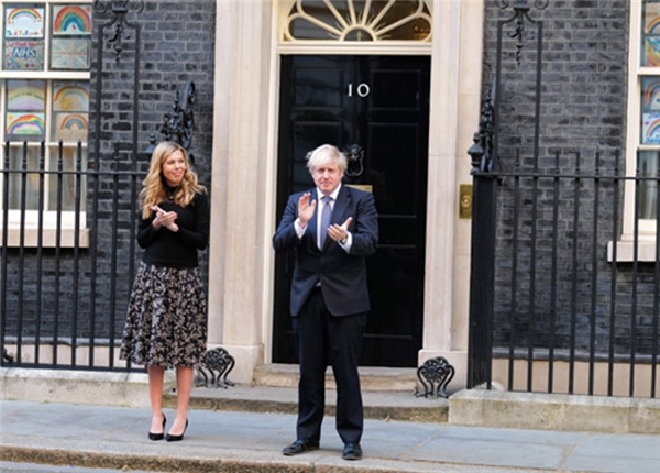 İngiltere Başbakanı Boris Johnson ile Carrie Symonds düğüne hazırlanıyor