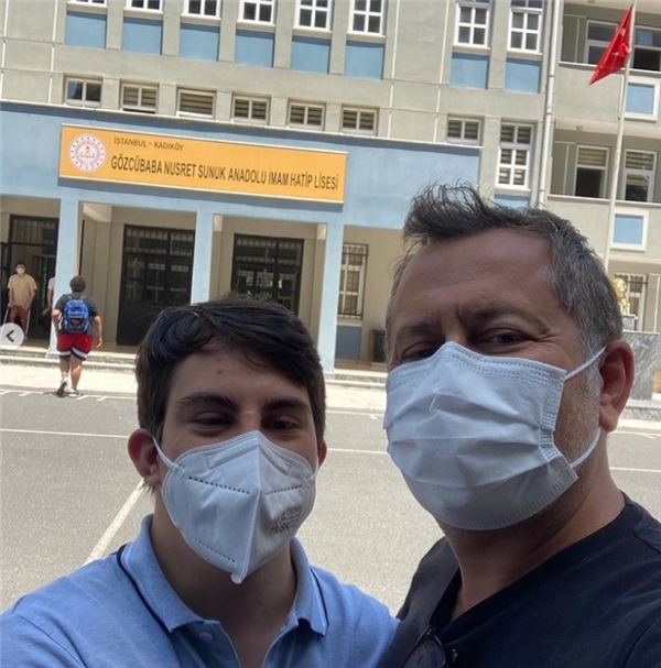 <a class='keyword-sd' href='/ozan-colakoglu/' title='Ozan Çolakoğlu'>Ozan Çolakoğlu</a>'nun büyük heyecanı: Seninle gurur duyuyorum!