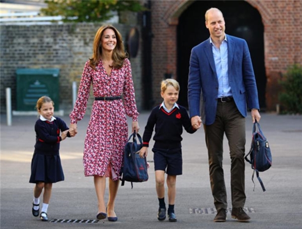 İngiliz kraliyet ailesinin gelini Kate Middleton, kameralar kapalıyken böyle yaşıyor