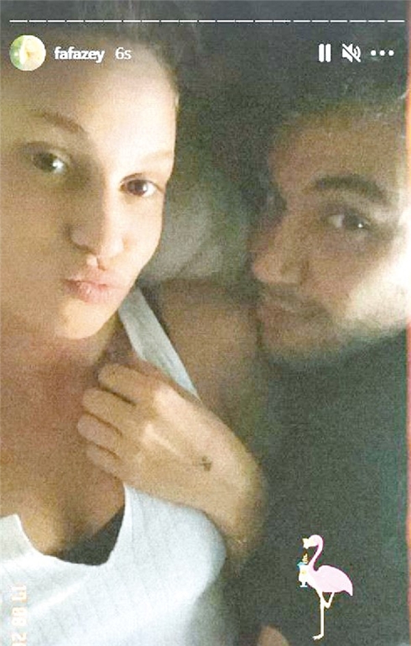 Efe Çelik'ten Farah Zeynep Abdullah'ın yeni yaşına özel kutlama