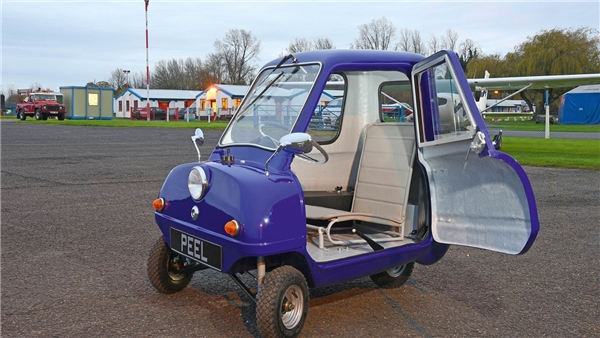 Dünyanın En Küçük Otomobili Peel P50, Nurburgring'de Rekor Kırdı