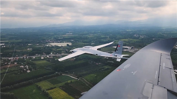 Bayraktar AKINCI, Süpersonik Füze Atış Testlerini Başarıyla Tamamladı