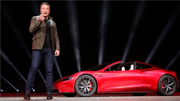 Tesla, Yeni Roadster İçin Çalışmalarını Hızlandırdı