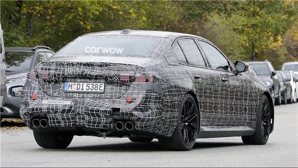 Yeni BMW M5 Nürburgring'te görüldü!