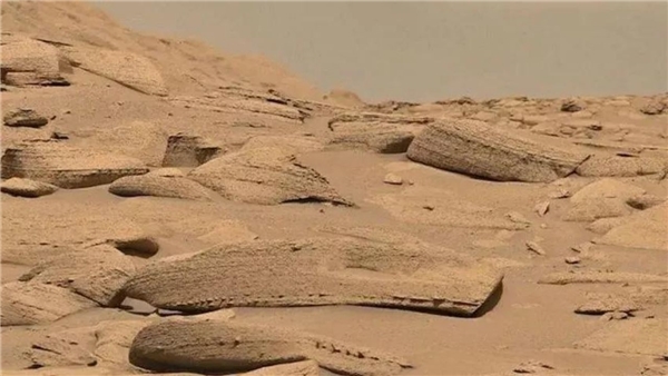 Mars'ta Şaşırtıcı Bir Cisim Keşfedildi