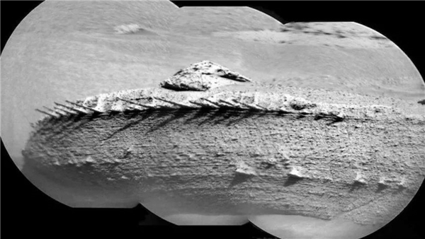 Mars'ta Şaşırtıcı Bir Cisim Keşfedildi