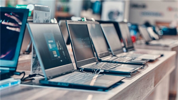 Öğrenciler için en iyi laptoplar