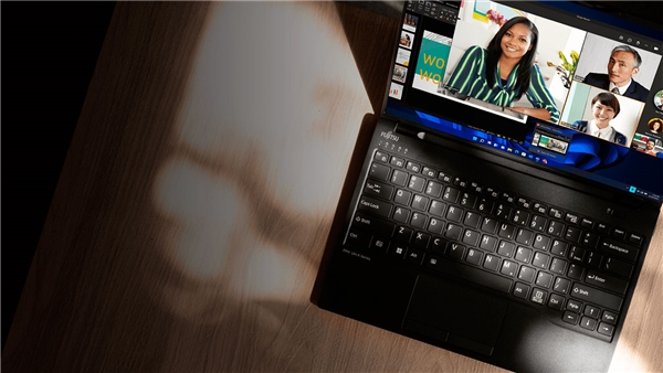 Lenovo FMV UH-X Serisi: En Hafif Laptop Modelleri