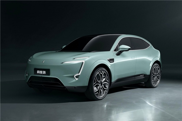 Huawei, AVATR 11'i tanıttı: İşte özellikleri ve fiyatı