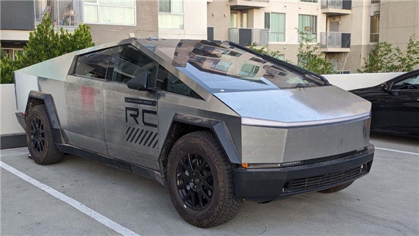 Tesla Cybertruck 30 Kasım'da teslim edilecek