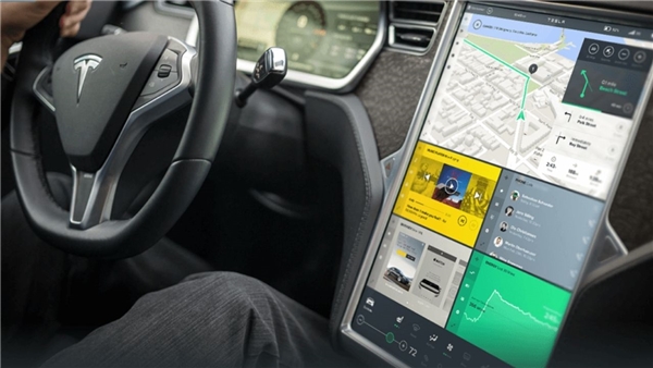 Tesla Premium Connectivity Türkiye'de 130 TL oldu