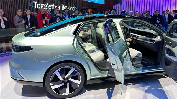 Togg T10F fastback tanıtıldı! İşte tüm özellikleri ve çıkış tarihi!