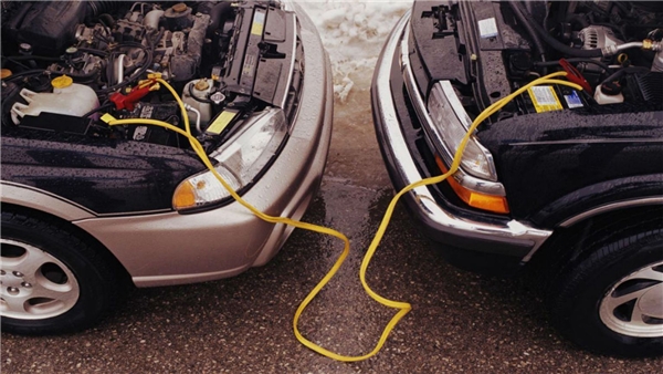 Akü Takviyesi Nasıl Yapılır? En Doğru ve En Kolay Yöntem