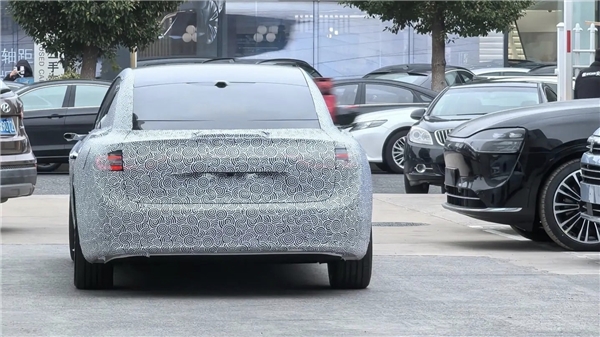 Huawei ve BAIC'in ilk lüks elektrikli aracı Nisan'da tanıtılacak