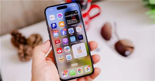 Apple'ın katlanabilir iPhone'u 2027'ye kaldı