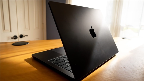 Apple, macOS 15 ile hesap makinesinde büyük değişikliklere gidiyor