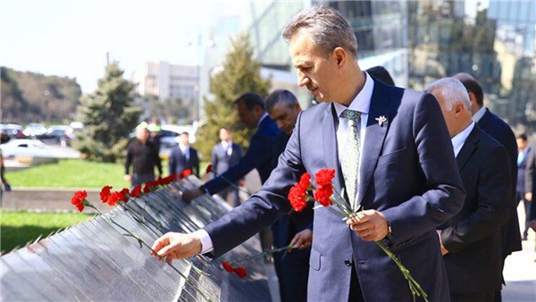 SSB Başkanlığı ve Türk savunma sanayi firmaları Azerbaycan'ı ziyaret etti