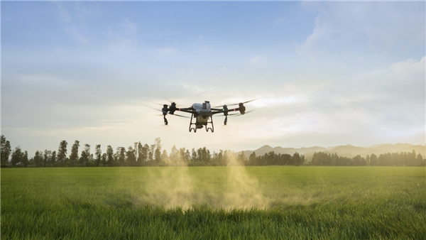 DJI, Agras T50 ve Agras T25 Tarım Drone'larını Tanıttı