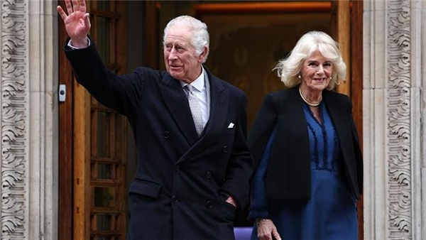 Artık kendi memleketinde bir evi bile yok... Kral Charles kanser oldu, küskün oğlu Harry hemen İngiltere'ye dönmek için harekete geçti…