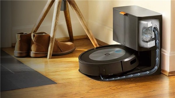 iRobot'un en düşünceli robotu: Roomba j7 ve j7+