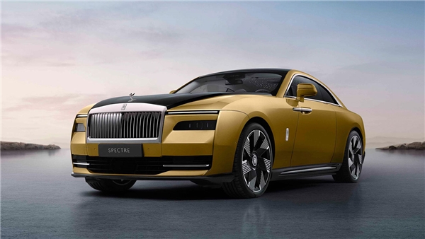 Rolls-Royce'dan bir ilk! Sıfır karbon emisyonlu motor