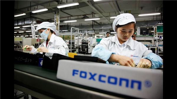 Apple fabrikasında isyan ateşi büyüyor: Fabrikadan geri adım!