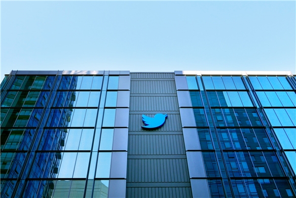 Elon Musk'tan mobbing: Twitter 2.0 dönemi başlıyor!