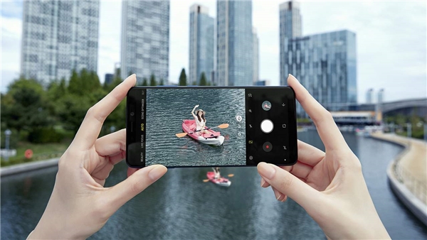 Samsung'dan kullanıcılarına kamera performansını artırma müjdesi!